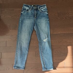 High Rise Girlfriend Straight Leg Jean